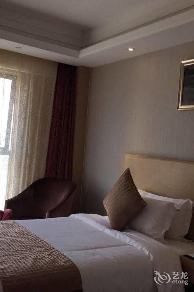 Jinya International Hotel Чанша Экстерьер фото