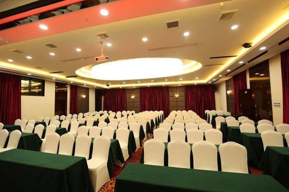 Jinya International Hotel Чанша Экстерьер фото